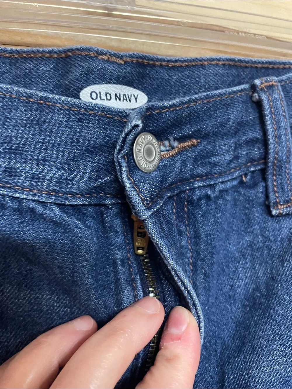 Old Navy size 10 High-rise Dark Wash Blue Jean 5” Shorts Classic Cut-Off Style